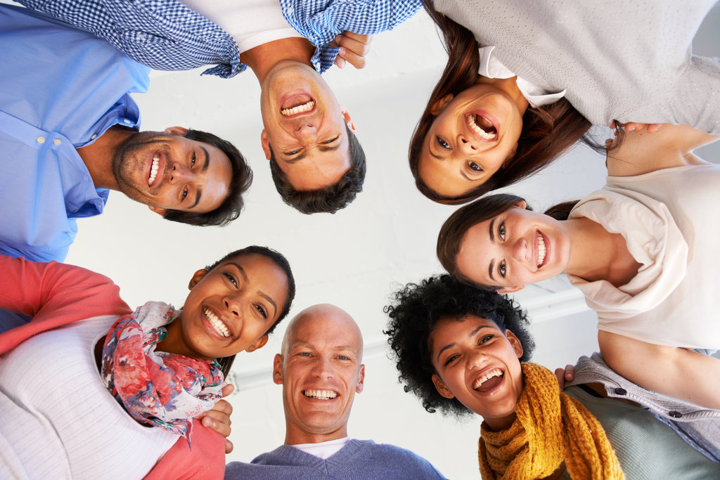 shot-of-a-group-of-casually-dressed-businesspeople-2025-04-06-10-43-58-utc_result
